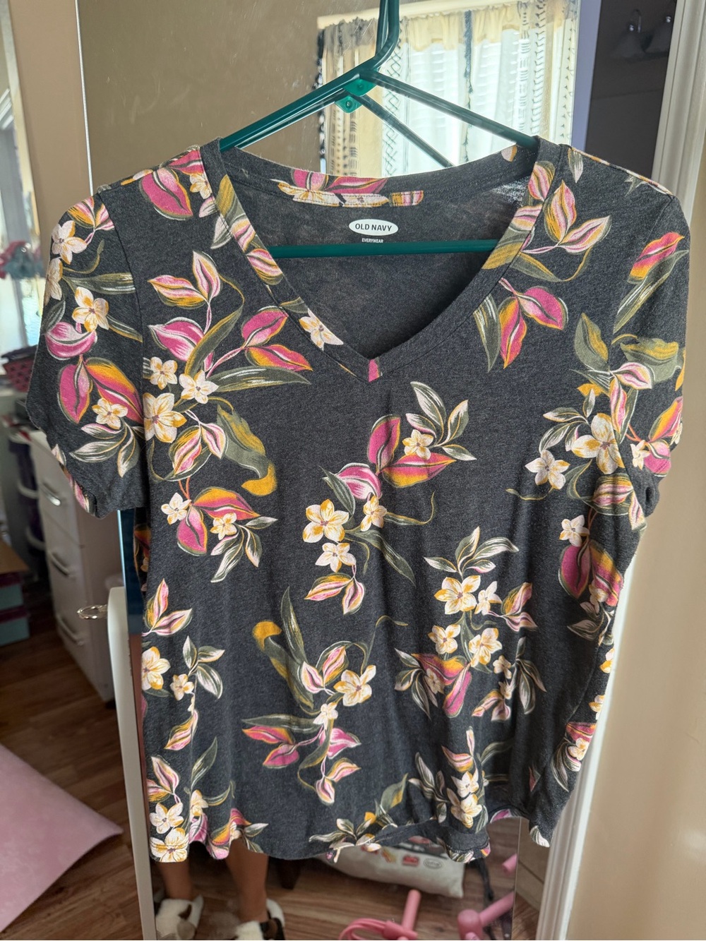 Old Navy Charcoal Floral V-Neck Tee